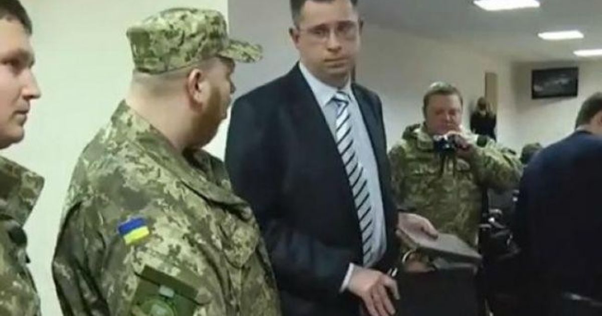 Экс-прокурора Краматорска и его заместителя посадили на 8 лет за взяточничество