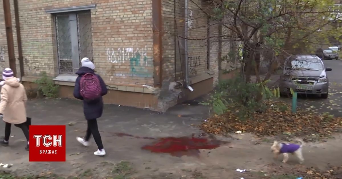 В Киеве на Подоле нашли окровавленное тело мужчины