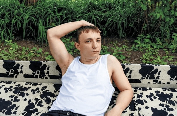 Відомий український співак вперше одружився і показав кадри з весілля