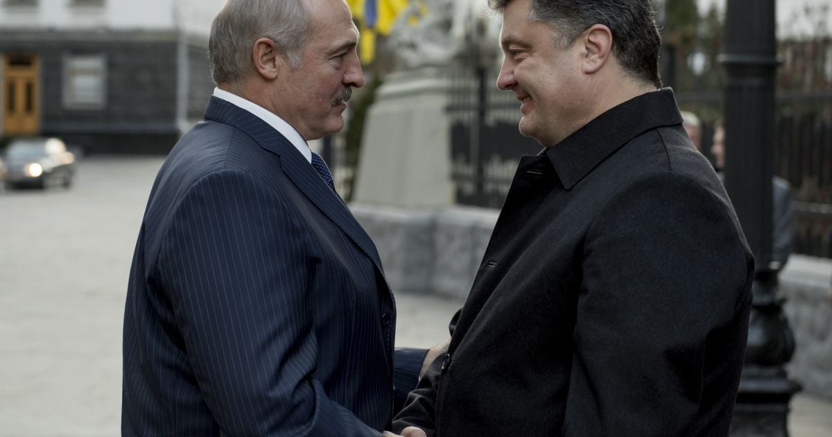 Порошенко и Лукашенко проводят встречу в Киеве.