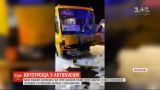Авария произошла на выезде из Львова: один водитель погиб