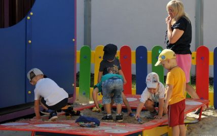 На Київщині запрацювали дитсадки: скільки дошкільних закладів відкрили та які там правила безпеки