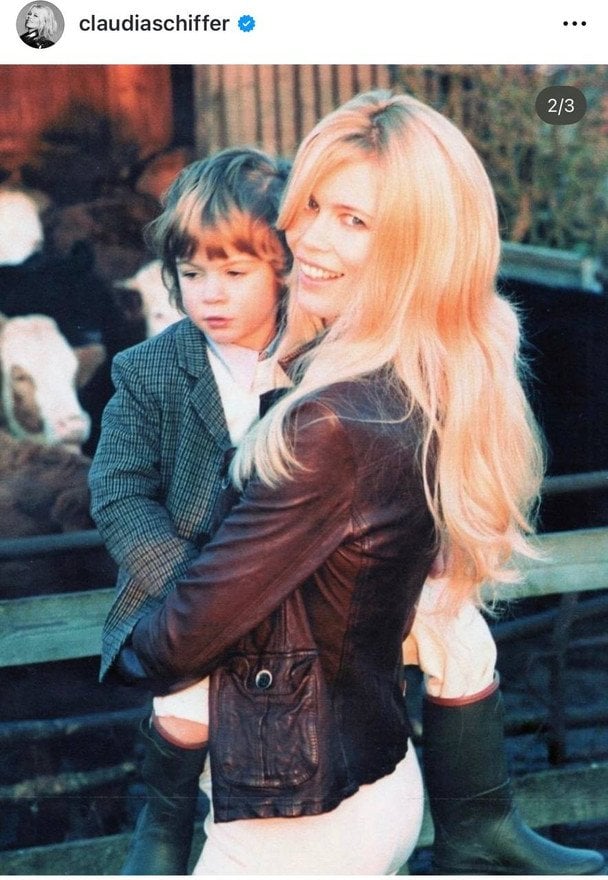 Клаудія Шиффер із сином Каспаром / © Instagram Клаудії Шиффер