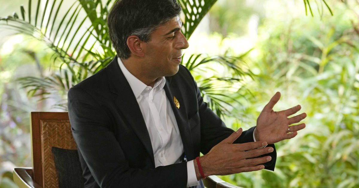 "Якби не напад Путіна на Україну, нічого б не сталося" - прем'єр Британії про інцидент у Польщі й економічну кризу