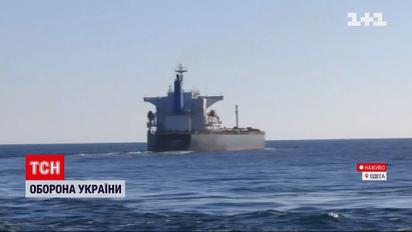 Два гражданских судна атаковали российские самолеты в Черном море