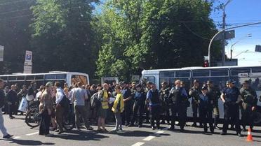 За порядком следят 6 тысяч силовиков / © ГУ Национальной полиции в Киевской области