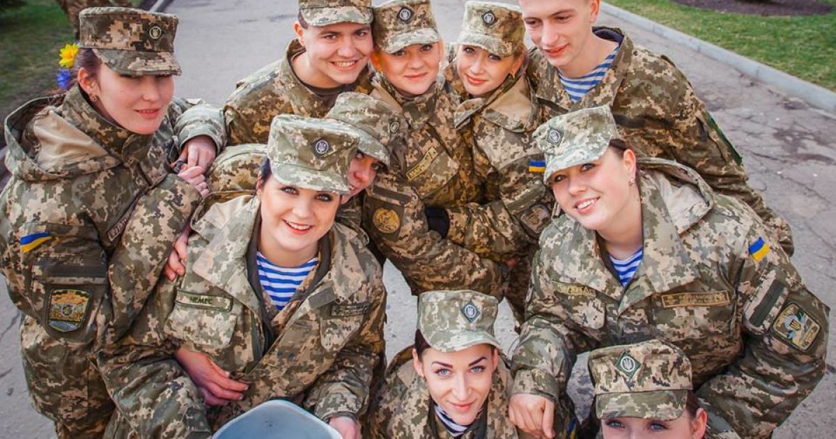 Військовозобов'язані жінки: юристка відповіла, чи можуть взяти на облік безробітних