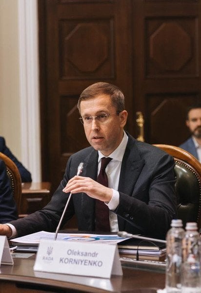 Корецкий призвал Раду немедленно принять законы, требуемые Западом