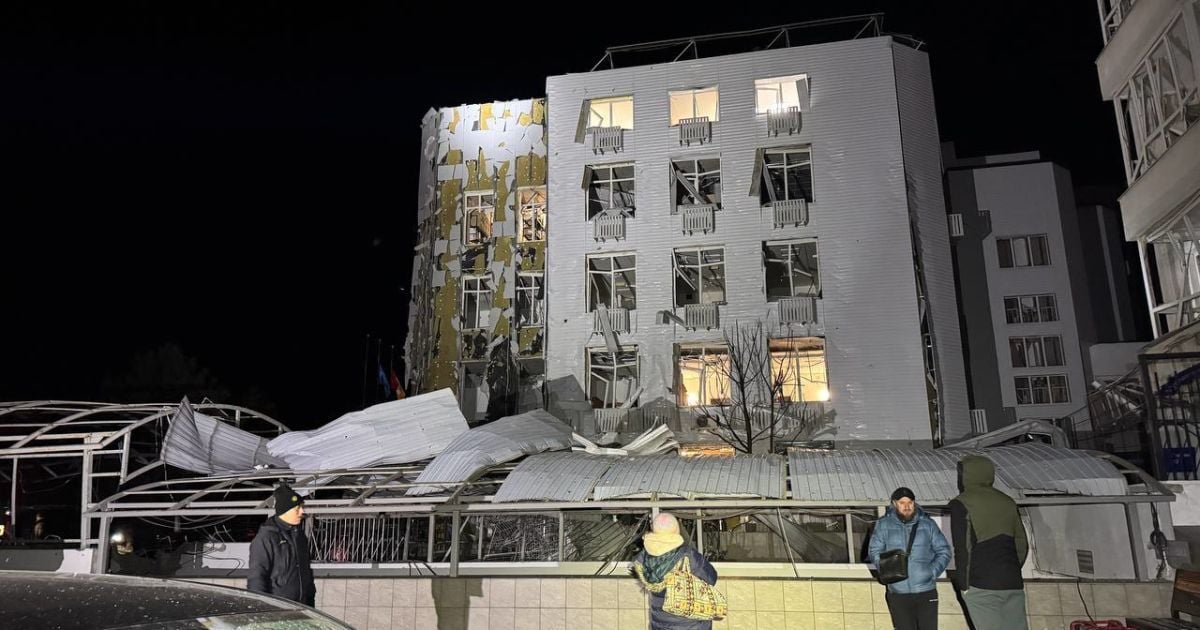 Наслідки удару по Одесі вночі 19 лютого.