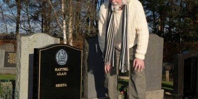 Шотландец случайно наткнулся на свою могилу на кладбище