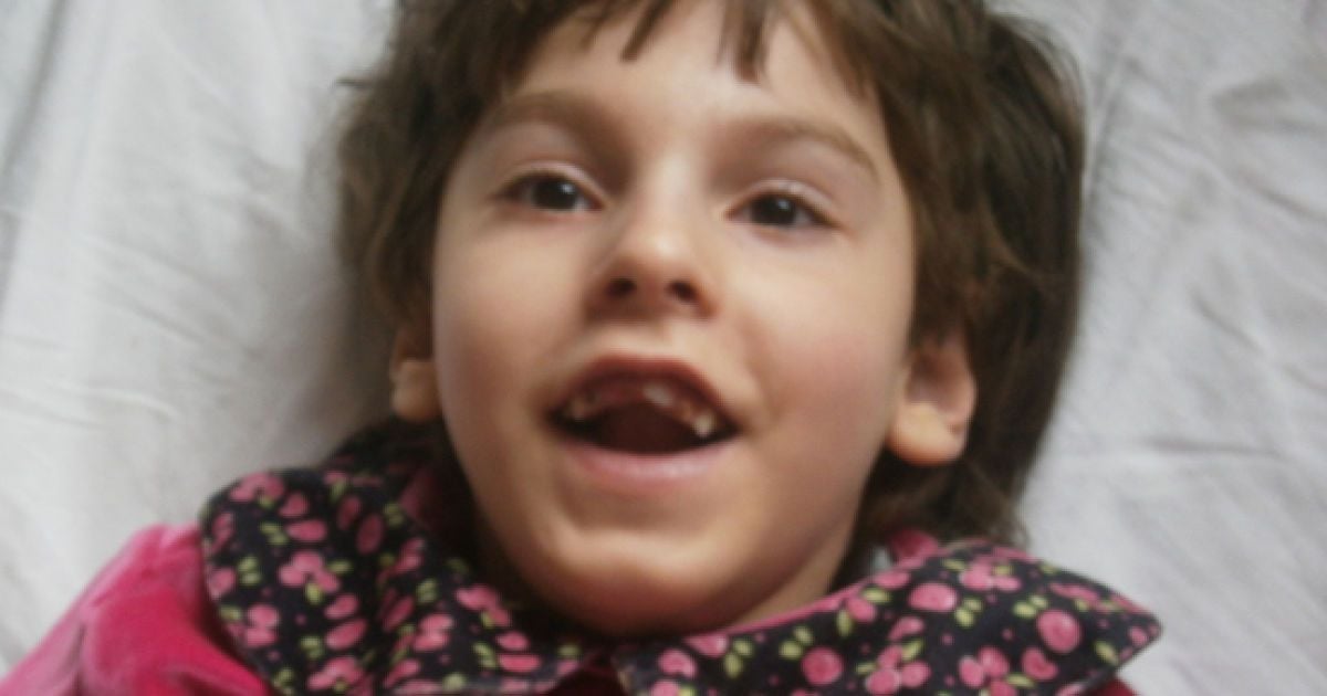 Допоможіть одужати 7-річній Насті
