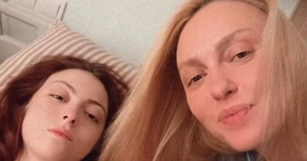 Оля и Маша Полякова в больнице