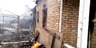 Боевики накрыли огнем Жованку, спалив дом местных жителей