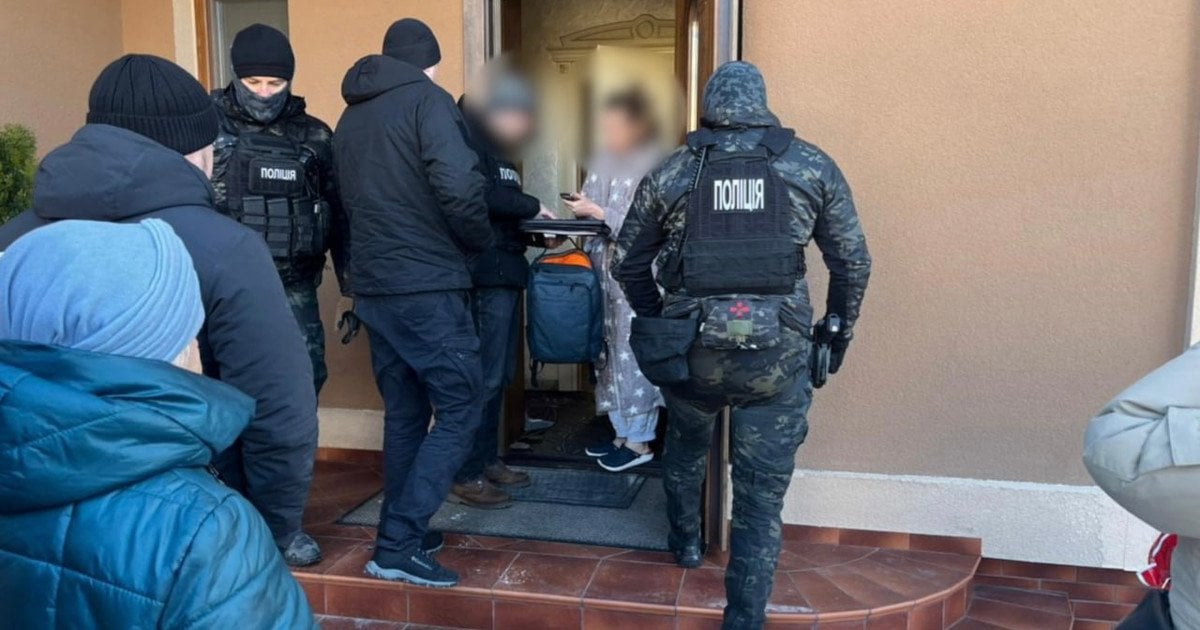 Поліція викрила злочинну групу, яка привласнила 27 млн грн гуманітарної допомоги Київщині