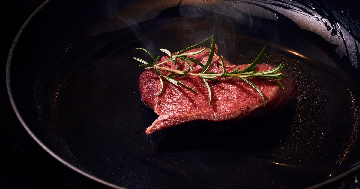 Як очистити чавунну сковороду