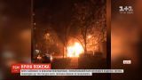 В Одесі вночі зайнявся та вибухнув мікроавтобус, припаркований біля житлового будинку