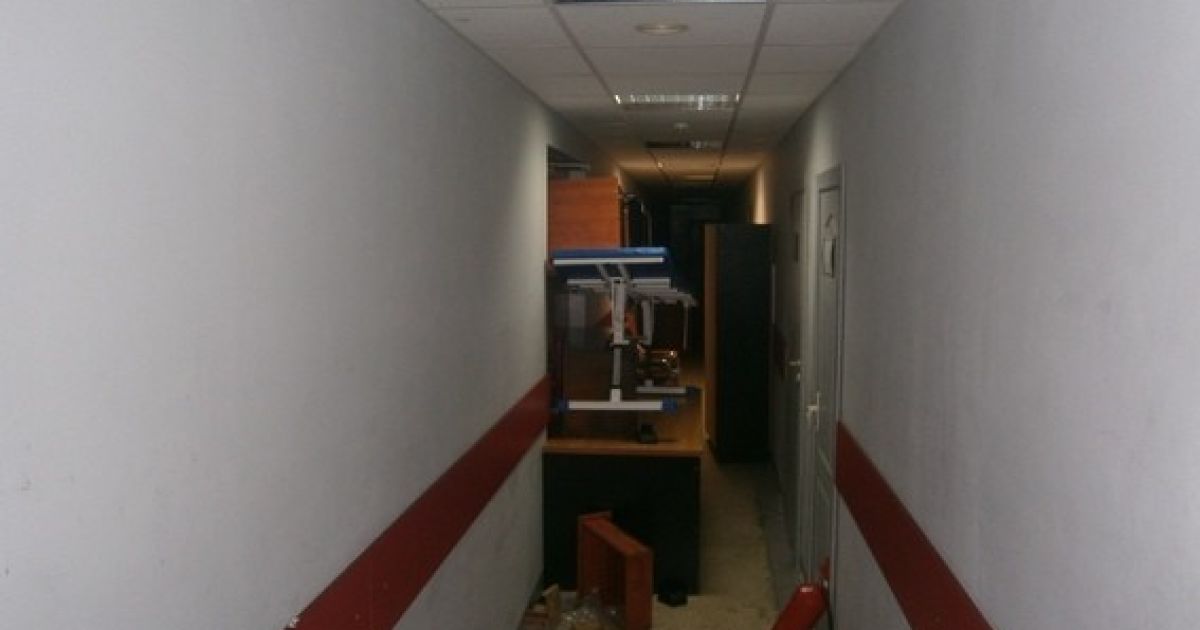 У Києві близько 30 чоловіків влаштували погром в офісі_5 / © ГУ Национальной полиции в Киеве