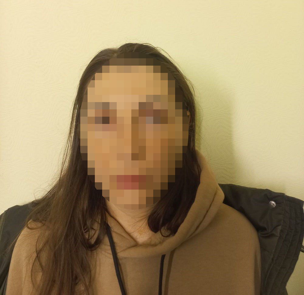 В Киеве 36-летняя женщина во время ссоры всадила нож в спину 20-летнего сожителя: фото