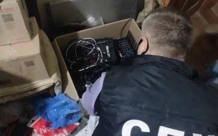 Во Львове обнаружили "ботоферму", которая рассылала "вирусы" и собирала личные данные сотрудников СБУ