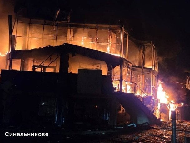 Ніч вогню на Дніпропетровщині: росіяни вбили людину та поранили дитину (фото)