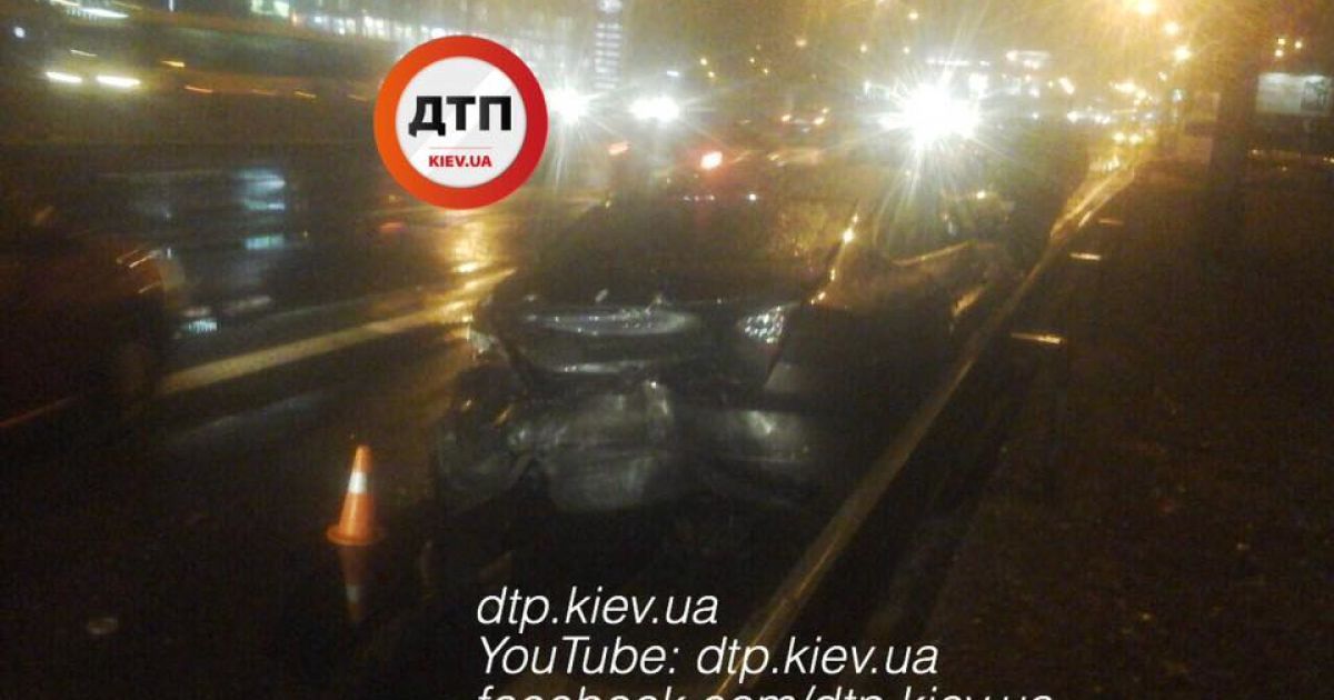 Пьяная авария в Киеве: водитель ВАЗ отправил в больницу трех человек