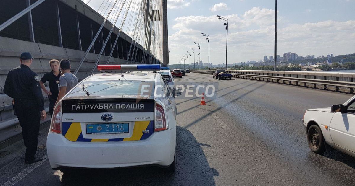 ДТП на Південному мосту_5 / © Вартові.Еспресо