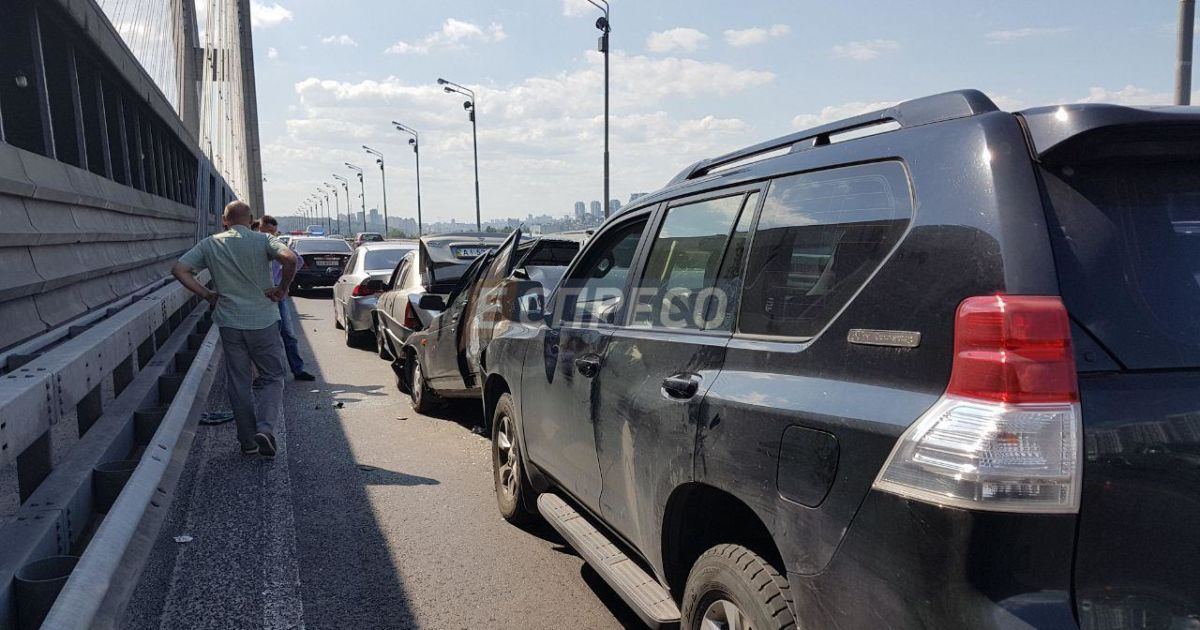 ДТП на Південному мосту_4 / © Вартові.Еспресо