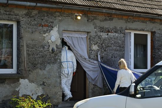 У Польщі батько займався інцестом зі своїми доньками, а спільних дітей вбивав: моторошні подробиці
