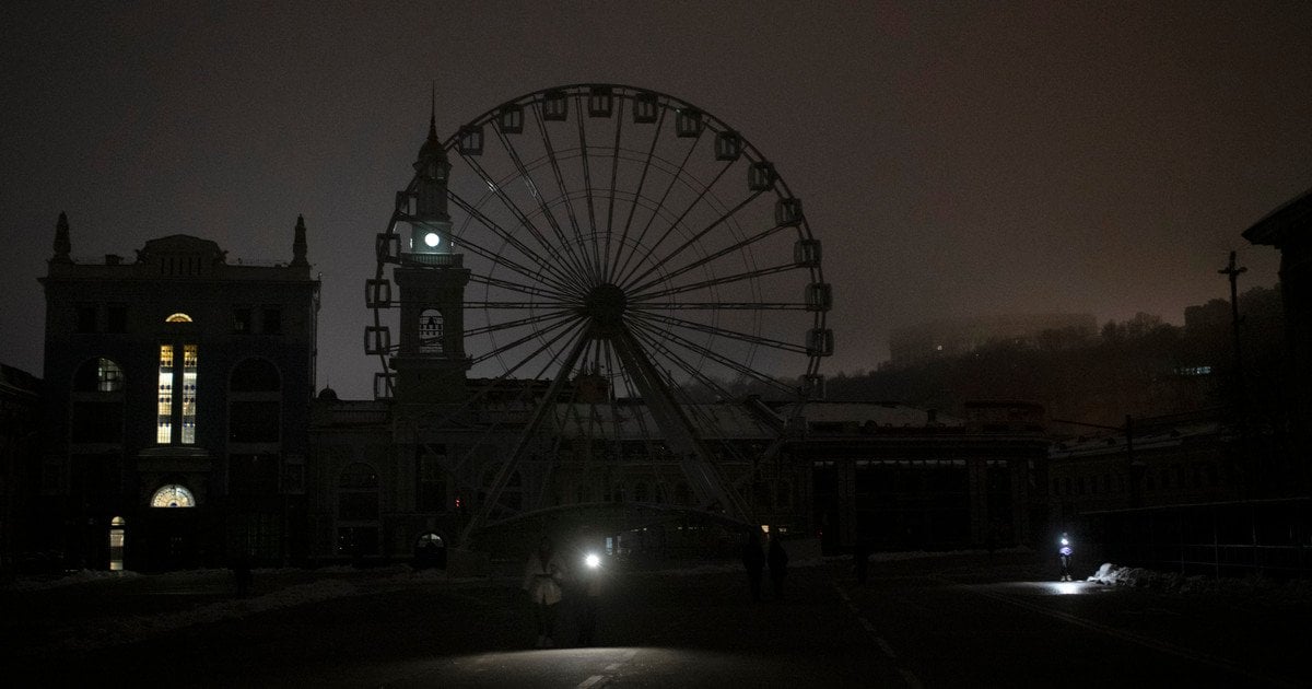 Відключення світла.