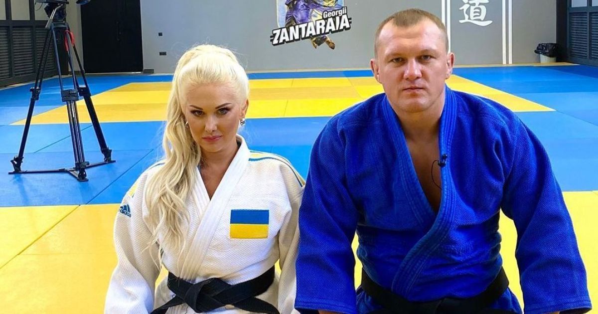 Зосереджена Катерина Бужинська у кімоно показала, як опанувала дзюдо
