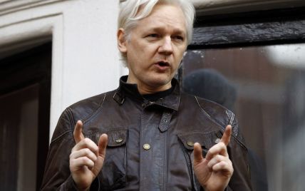 Швеція припинила слідство у справі засновника Wikileaks Ассанжа