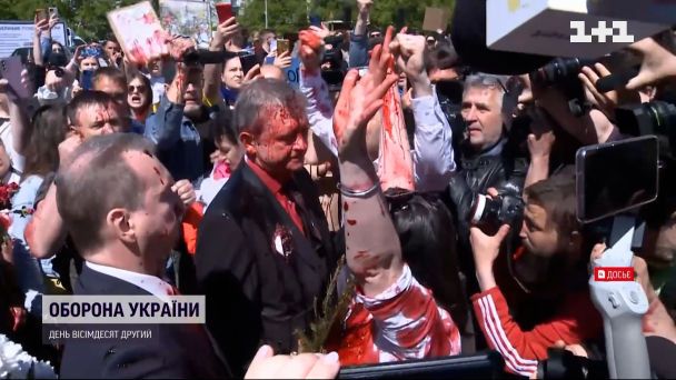 Акція у Варшаві і посол Росії