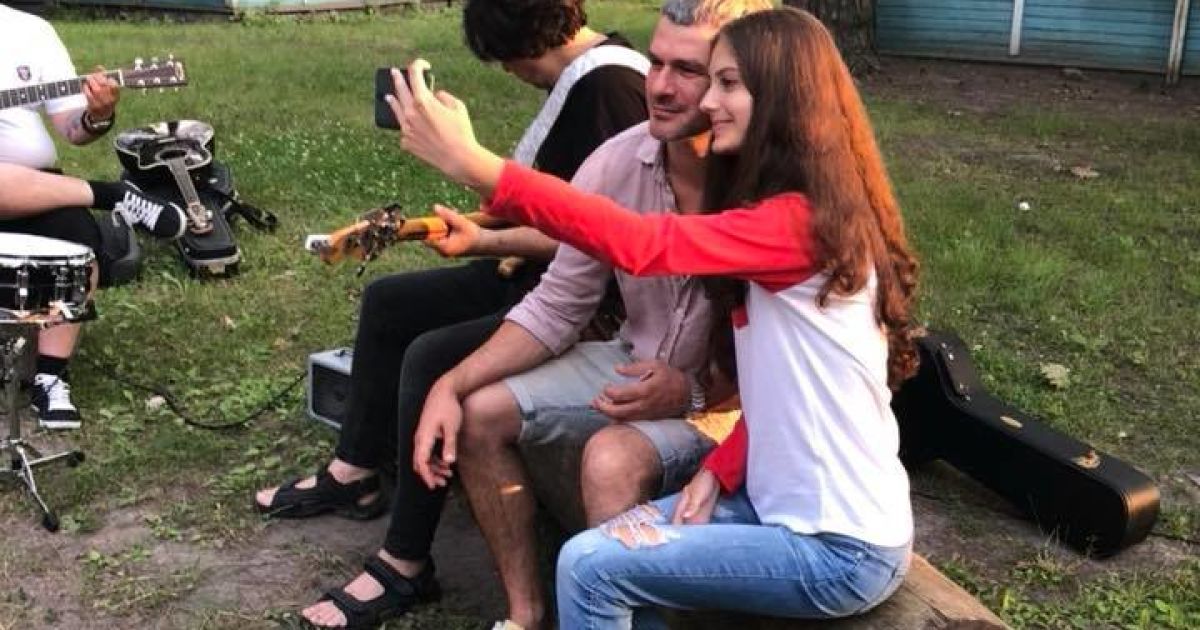 Арсен Мірзоян виступив перед дітьми_1 / © Прес-служба Тоні Матвієнко та Арсена Мірзояна