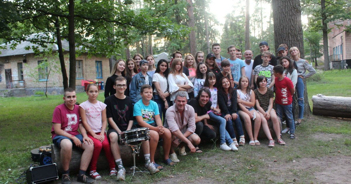 Арсен Мирзоян сыграл концерт для детей, победивших рак