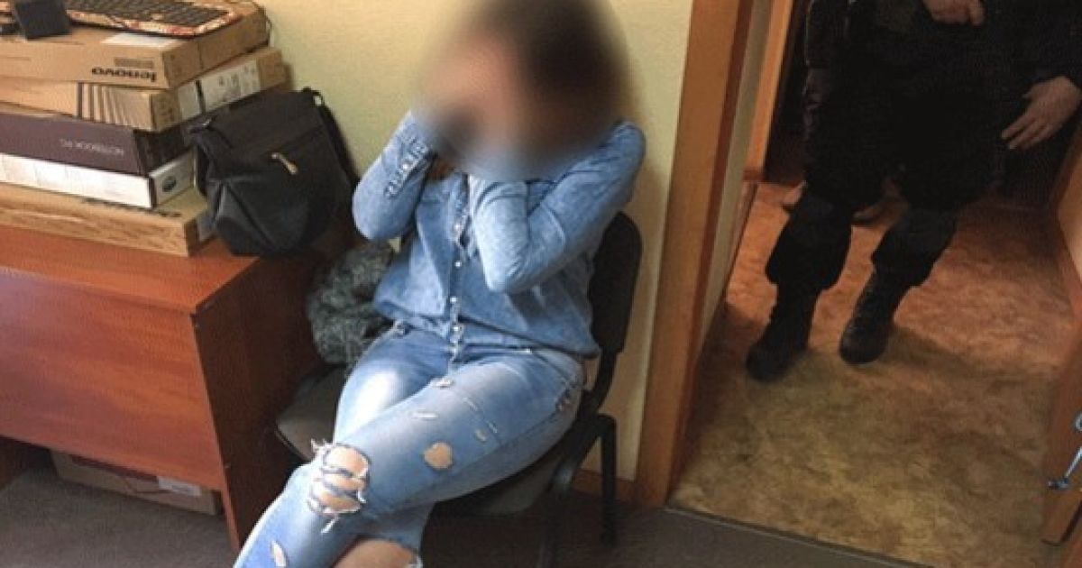 Інтернет-"полуничка": у Черкасах правоохоронці накрили порностудію із 30 дівчатами _5 / © Департамент коммуникаций Нацполиции Украины