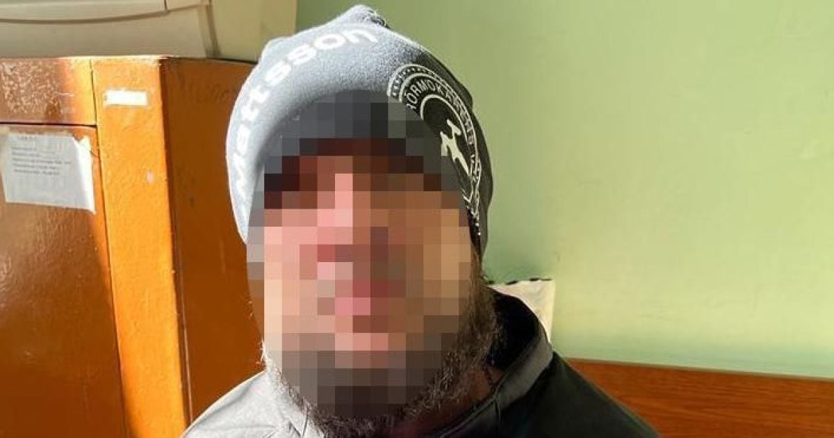 "Дотелефонувався": на Львівщині спіймали чоловіка, який "замінував" міську раду (фото)