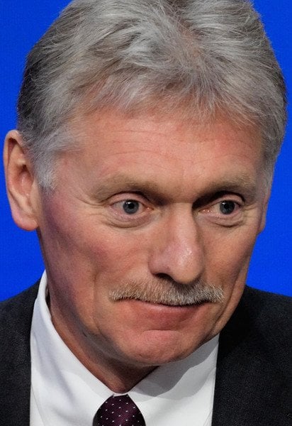 Дмитро Пєсков