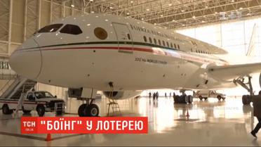 Президентский самолет разыграют в лотерею в Мексике