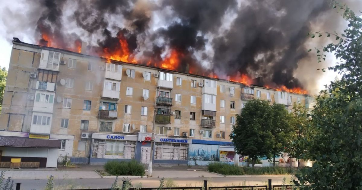 Авдеевка находится под постоянными обстрелами со стороны оккупантов: Кириленко настаивает на эвакуации населения