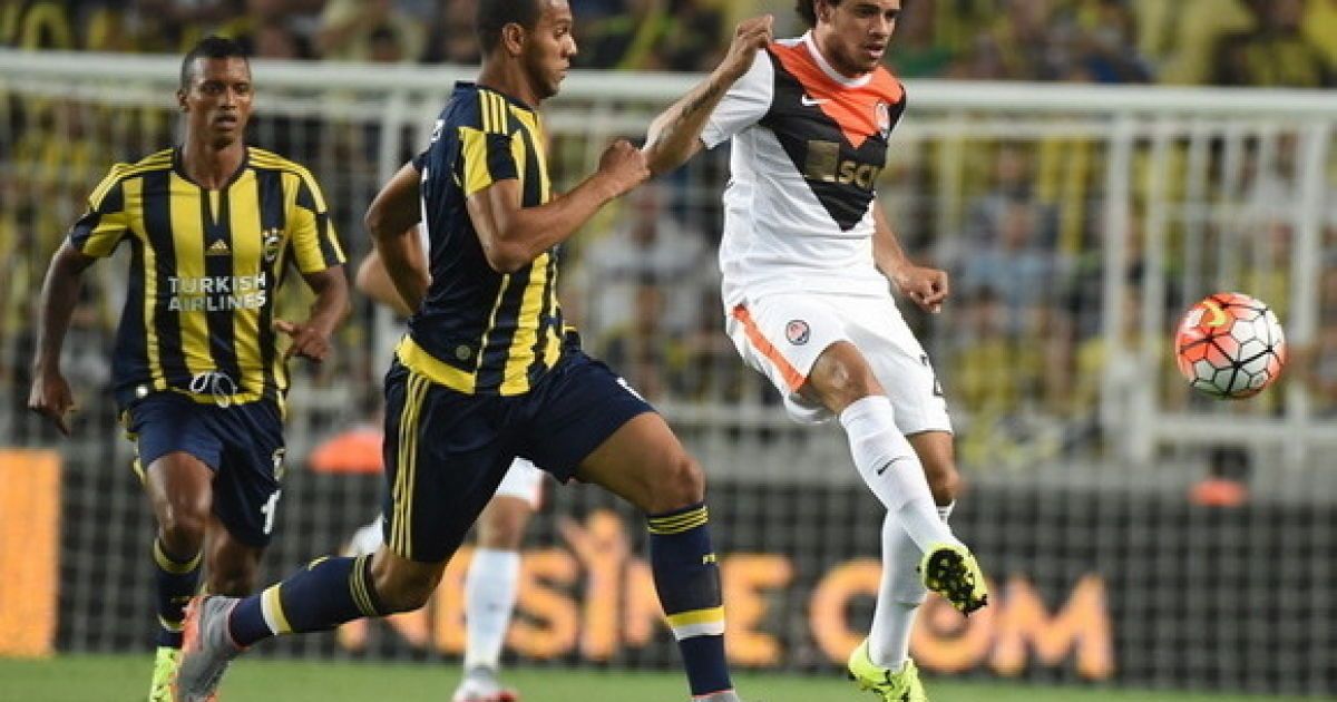 "Шахтер" принимает "Фенербахче"