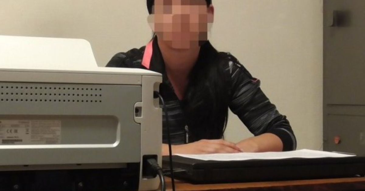 Молдова передала Украине 28-летнюю пособницу боевиков "ЛНР"