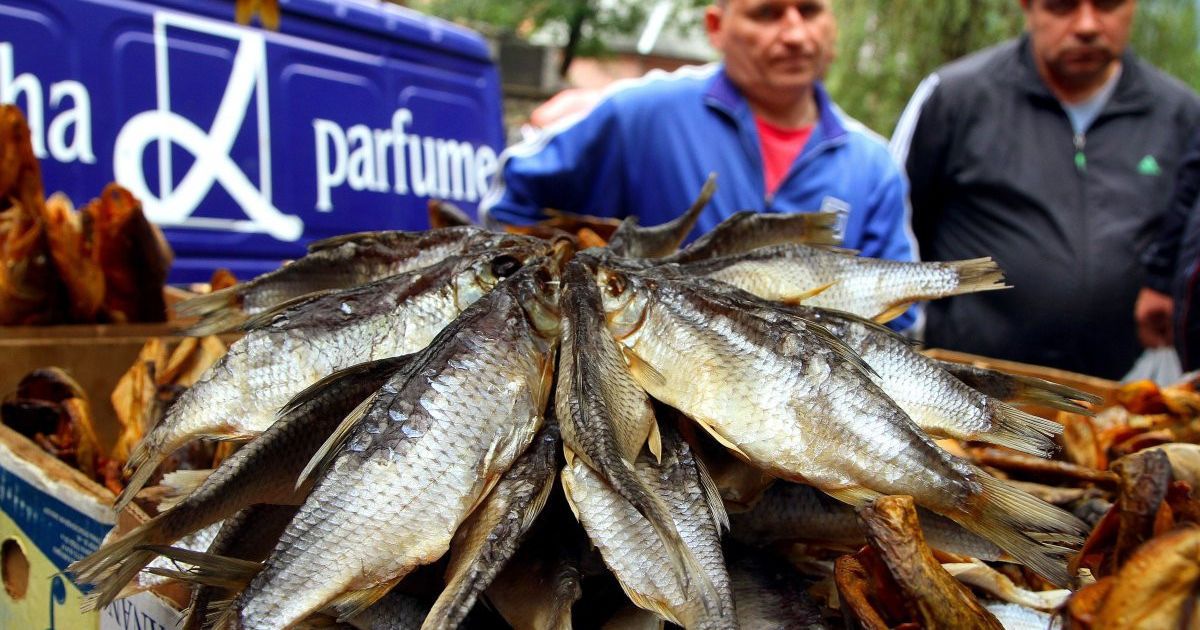 В Киеве запретили продажу вяленой рыбы из-за смертельного отравления