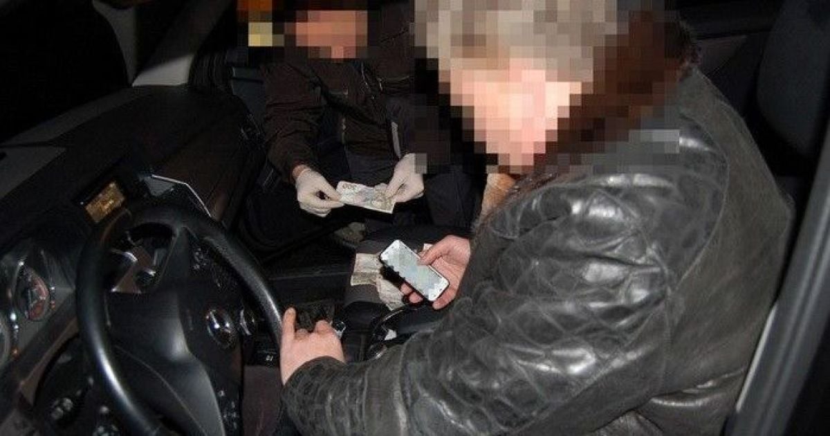 На Чернігівщині депутат міськради погорів на хабарі 
