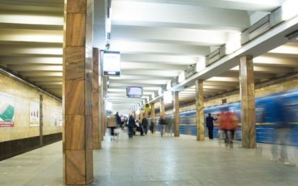 Взрывчатку в столичном метро не нашли - станции возобновили работу