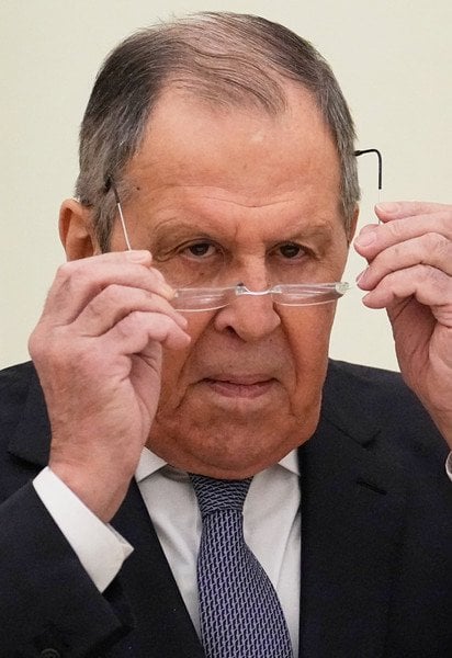 Лавров