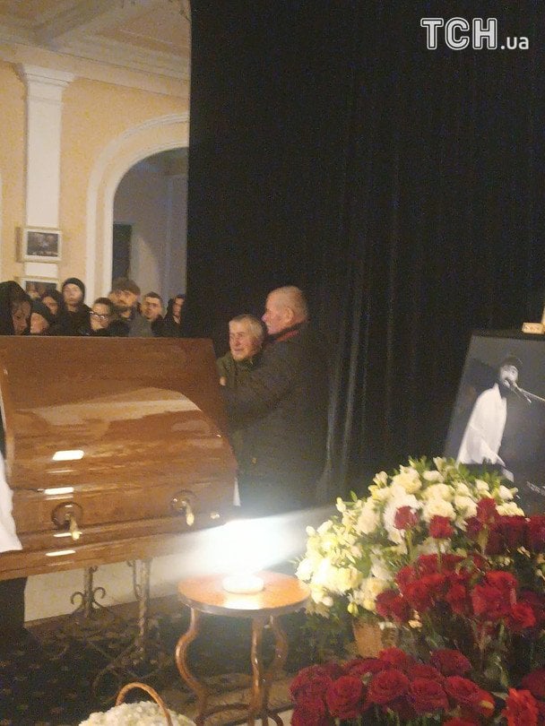 Прощання з ADAM у Києві — біля труни батьки / © ТСН