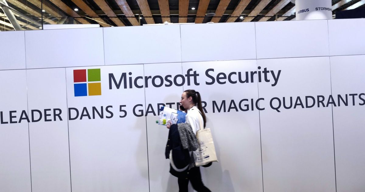 Microsoft заменила редакторов новостей на роботов