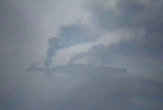 Втекли кількома катерами: російські окупанти після обстрілів накивали п'ятами з острова Зміїний
