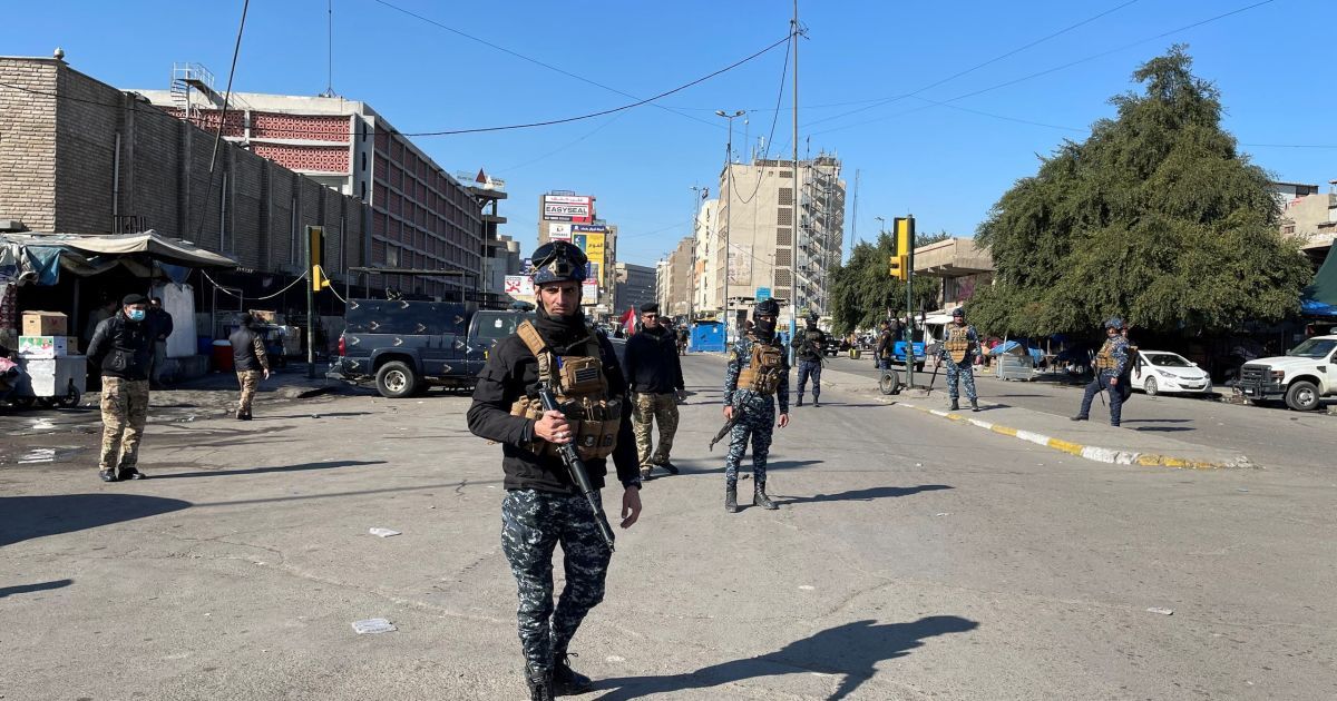 В Багдаде на центральном рынке произошло несколько взрывов: много погибших и раненых