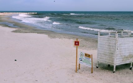 Обмеження на купальний сезон в Одесі постійно посилюють через відпочивальників, які йдуть на заміновані пляжі